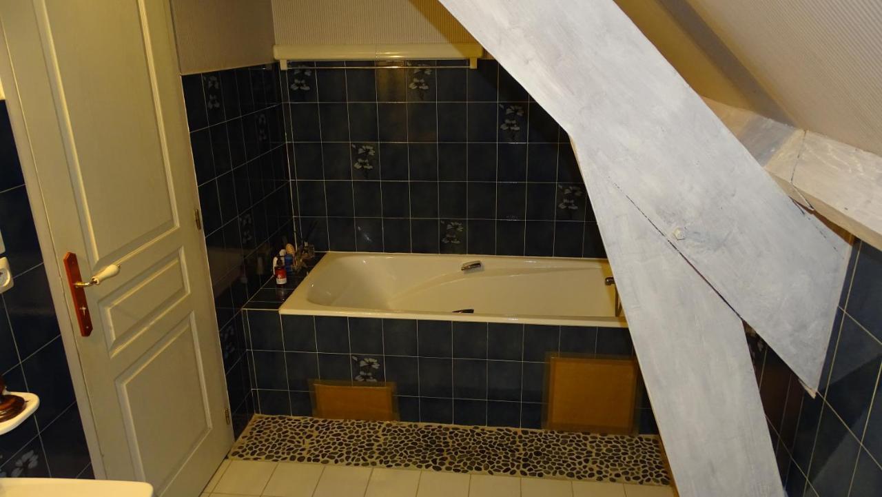 Chambres De Montheard La Bazoge Екстер'єр фото